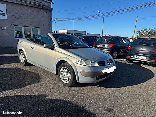 Renault Megane CC II 2.0 16V 136CH LUXE PRIVILEGE Beige de 2004