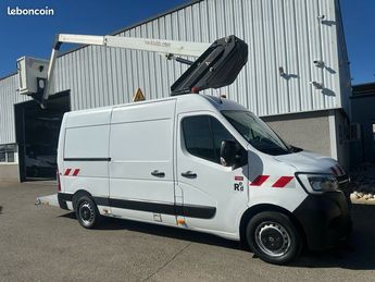  Voir détails -Renault Master PROMO 2.3 dci 145ch nacelle Klubb 12m à   La Boisse (01)