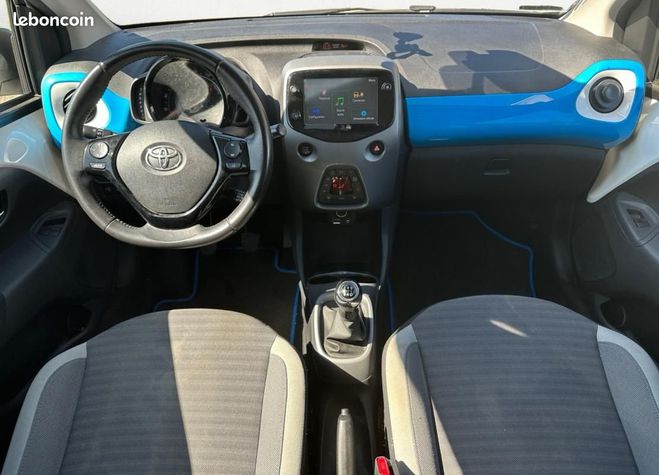 Toyota Aygo 1.0 VVTI 70CH X-PLAY Blanc de 2019