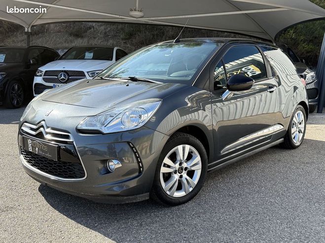 Citroen DS3 1.6 VTI SO CHIC 6CV Gris de 2014