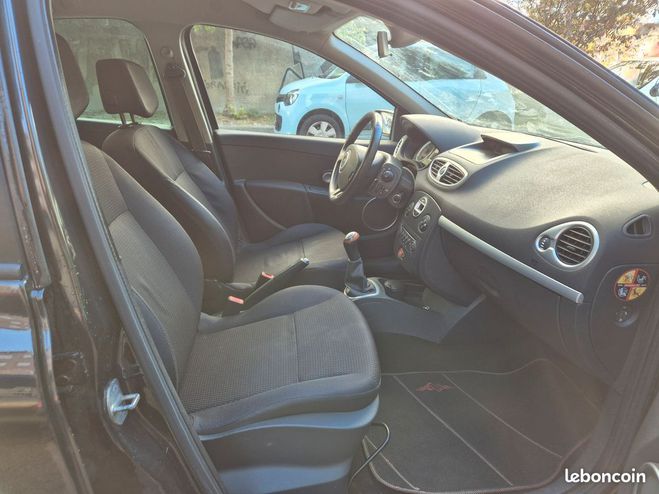 Renault Clio Estate 1.2 TCe 100ch Dynamique Noir de 2008