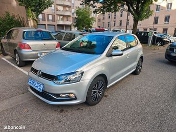  Voir détails -Volkswagen Polo 1.2 TSI 90ch BlueMotion Technology Allst à Grenoble (38)