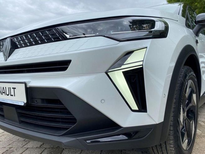 Renault Captur 1.6 E-Tech Hybride - 145 - BVA multi-mod blanc - noir de 2024