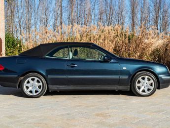  Voir détails -Mercedes 230 2002 BENZ CLK CABRIOLET à Saint-Marcel-de-Flines (42)
