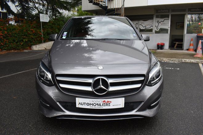 Mercedes Classe B SENSATION Phase 2 180 1.6 i 7G-DCT 122 c Gris de 2016