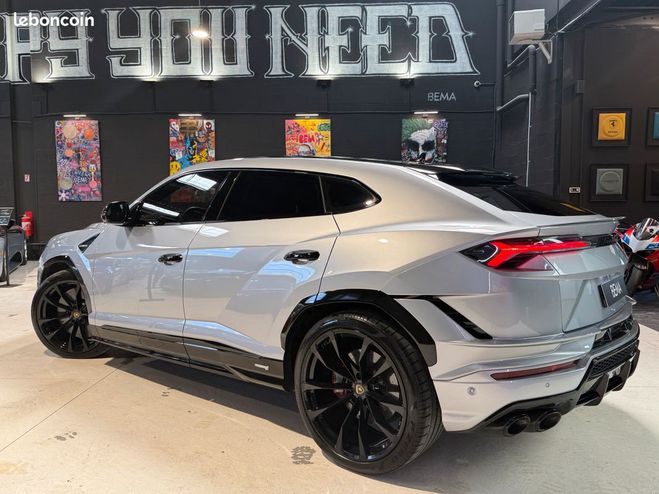 Lamborghini Urus S 4.0 V8 666 Malus Pay Toit ouvrant pan Argent de 2023