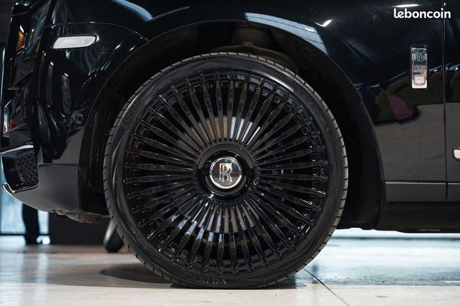 Rolls royce Cullinan 6.8 V12 BITURBO 571 2me Main Malus Pay Noir de 2019