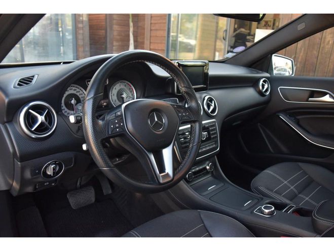 Mercedes Classe A 180 BlueEfficiency - BV 7G-DCT BERLINE - GRIS FONCE de 2014