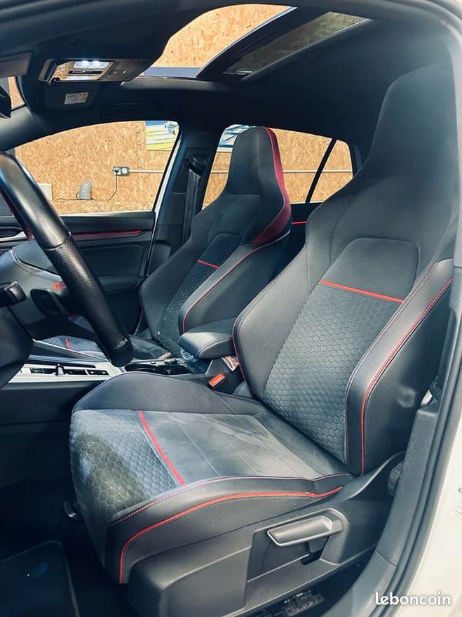 Volkswagen Golf viii 2.0 tsi 300 ch gti clubsport dsg7 g Blanc de 2021