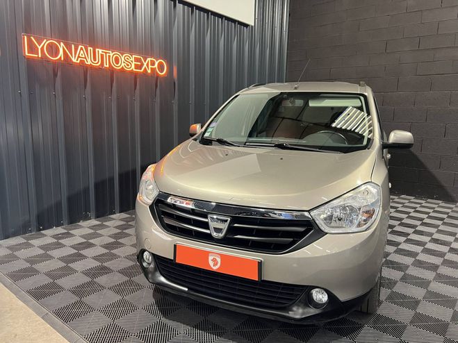 Dacia Lodgy Dacia Lodgy 1.2 TCe 115 Silver Line 7 places GRIS de 2014
