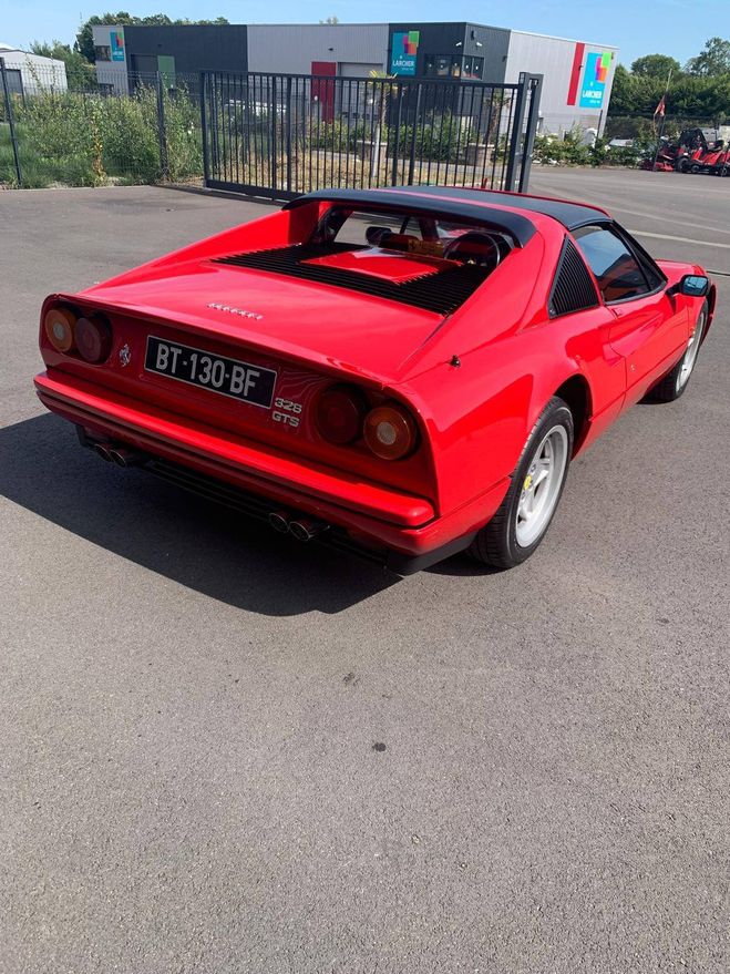 Ferrari 328 GTS ROUGE de 1986
