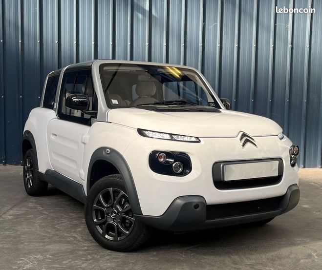 Cliquer pour voir la photo suivante Citroen E Mehari Electrique Hard Top Cabriolet Semi cuir Blanc de 2019