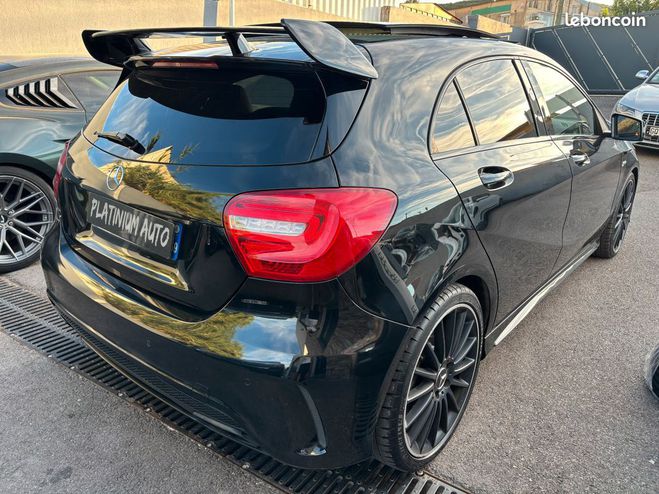 Mercedes Classe A III 45 AMG 4Matic Noir de 2014