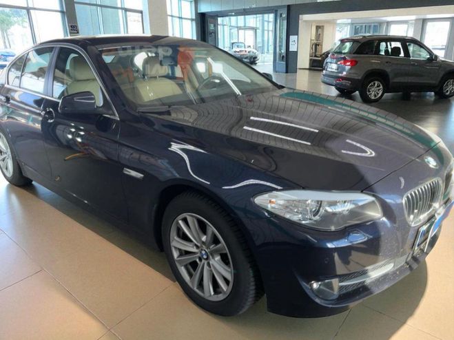 BMW Serie 5 523i LUXE 3.0 6 CYLINDRES 205 F10 / FAIB Bleu de 2010