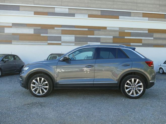 Volkswagen T Roc 1.5 TSI 150 Ch CARAT EXCLUSIVE DSG7 TOIT Gris de 2021