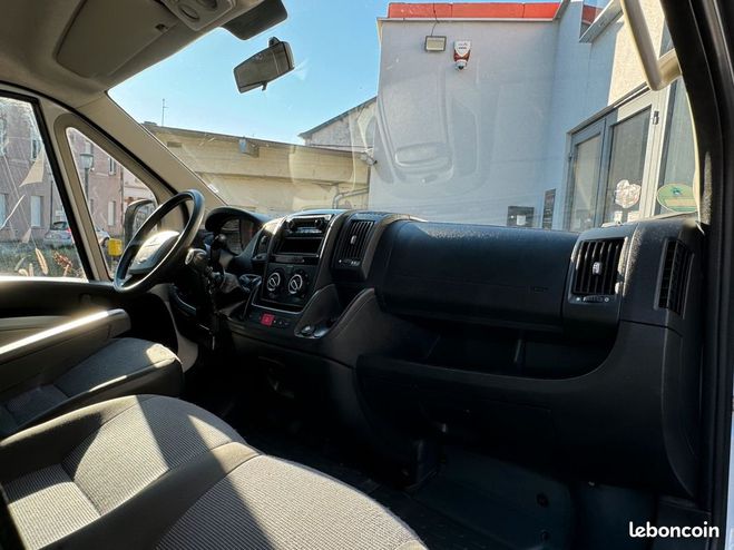 Peugeot Boxer 9 PLACES 2.2 HDI 100 cv Garantie 12 mois  de 2013