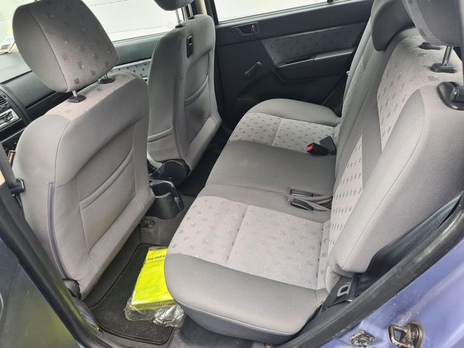 Hyundai Getz 1.1 65 4 cv 2500e Bleu clair de 2005