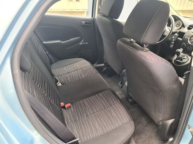 Mazda 2 1.3  75 cv Bleu de 2008