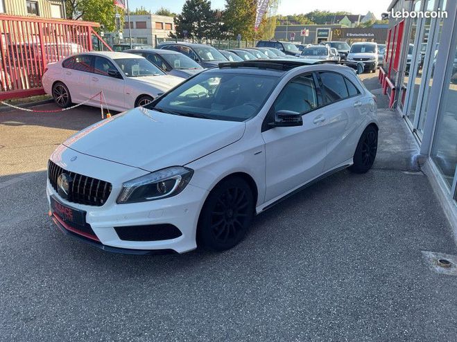 Mercedes Classe A 250 VERSION SPORT 7G-DCT Blanc de 2014