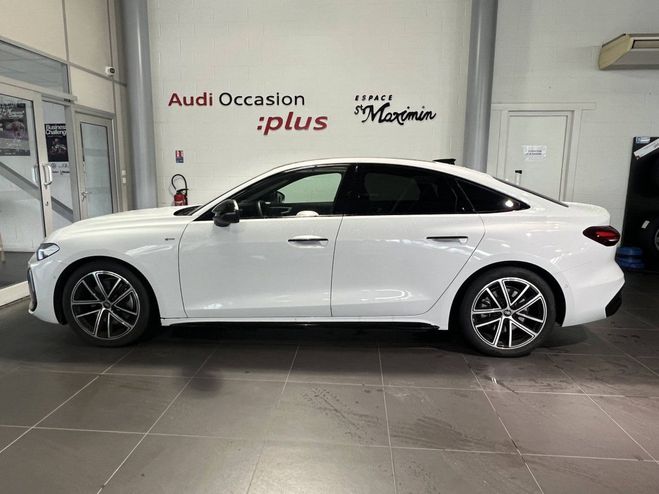 Audi A5 TDI Hybride 204 ch S tronic 7 S line Blanc de 2024