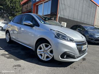  Voir détails -Peugeot 208 1.6 BLUEHDI 100CH STYLE 5P à Morsang-sur-Orge (91)