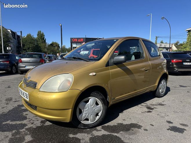 Toyota Yaris 1.0 68CH 5P  de 2001