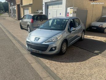  Voir détails -Peugeot 207 1.6 HDI 92 à Metz (57)
