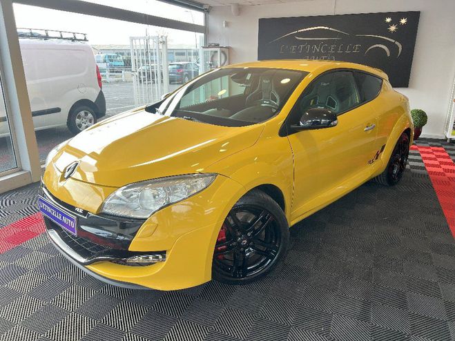 Cliquer pour voir la photo suivante Renault Megane III COUPE 2.0 16V 250 RS Jaune de 2011