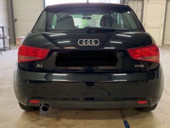 Audi A1 1.2 TFSI 86CH BUSINESS LINE Noir de 2011
