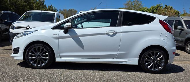 Ford Fiesta 1.0 ECOBOOST 100CH ST-LINE 2017 GPS RADA blanc de 2017