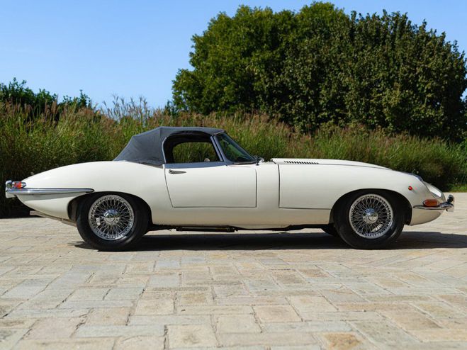 Cliquer pour voir la photo suivante Jaguar E-Type 1968 I° SERIE 4.2 ROADSTER BIANCO de 1968
