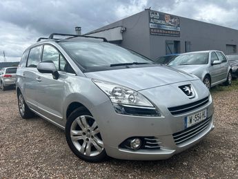  Voir détails -Peugeot 5008 2.0 HDI 150 ALLURE * TOIT * GPS à Uckange (57)