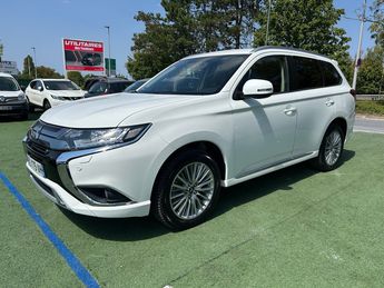  Voir détails -Mitsubishi Outlander 2.4 PHEV Twin Motor 4wd Business à Reims (51)