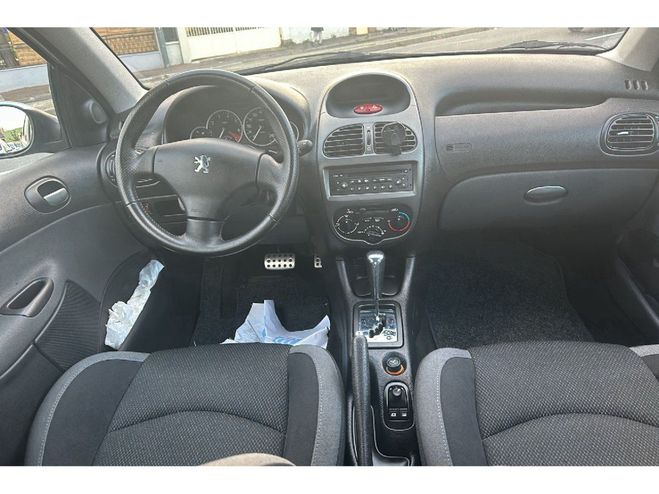 Peugeot 206 1.6e 16v Executive BVA Bleu Clair de 2006