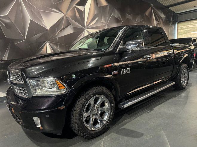 Dodge Ram 1500 CREW CAB MID BOX 5.7 HEMI V8 Noir de 2017