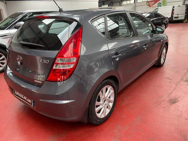 Hyundai I30  Gris de 2010