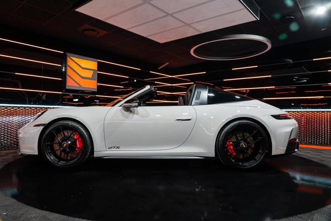 Porsche 911 992.2 TARGA 4 GTS PDK Craie de 2025