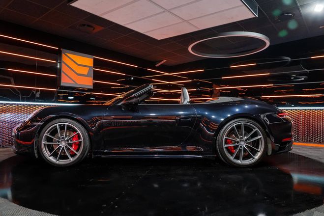 Porsche 911 992 CARRERA 4S CABRIOLET 3.0l 450ch PDK Noir Intense Mtal de 2019