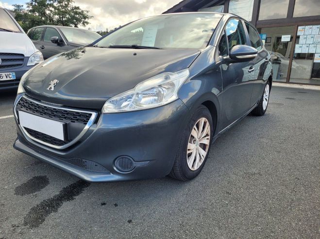 Peugeot 208 1.6 HDI 92 CH GRIS de 2012