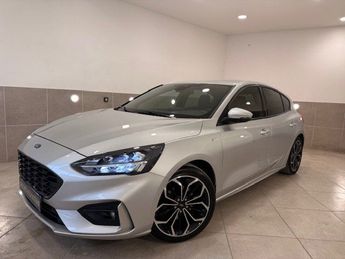  Voir détails -Ford Focus ECOBOOST 155cv MHEV ST-LINE à  La Buisse (38)
