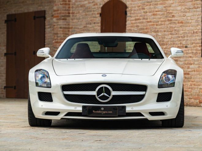 Mercedes SLS Mercedes SLS AMG 2010 MERCEDES-BENZ BIANCO de 2010