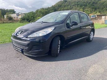 Voir détails -Peugeot 207 1.4 HDi 70ch BLUE PACK CLIM à Sauvagnat-Sainte-Marthe (63)