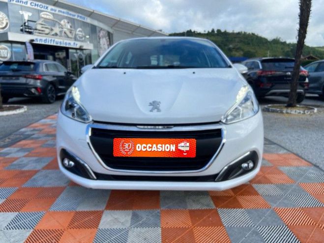 Peugeot 208 PureTech 82 ACTIVE Business GPS Radar An  de 2018