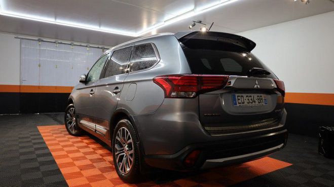 Mitsubishi Outlander 2.2 DI-D 150CH INTENSE NAVI 4WD 7 PLACES Gris C de 2016