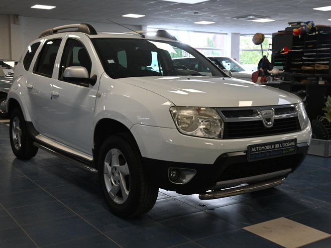 Dacia Duster 1.5 dCi 110 4x2 Laureate Blanc de 2011