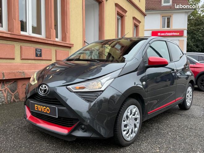 Toyota Aygo 1.0 VVTI 70 X-PLAY-CAMERA DE RECUL-BVM-G Gris de 2019