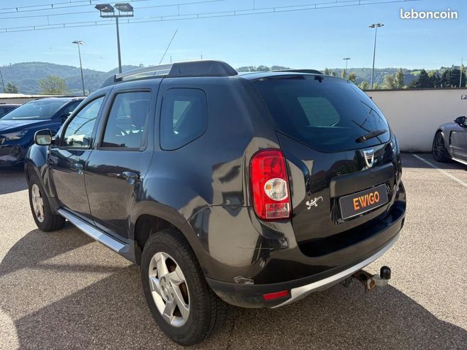 Dacia Duster Dacia Duster 1.5 DCI 110CH 4X4 LAUREATE Noir de 2011