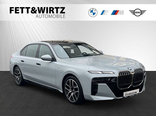 BMW Serie 7 740d xDrive M Sport PanoSkyLounge Bowers Gris Mtallique de 
