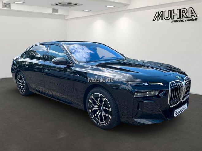 BMW Serie 7 740d xDrive M Sport Pano Sthzg. Noir Mtallique de 