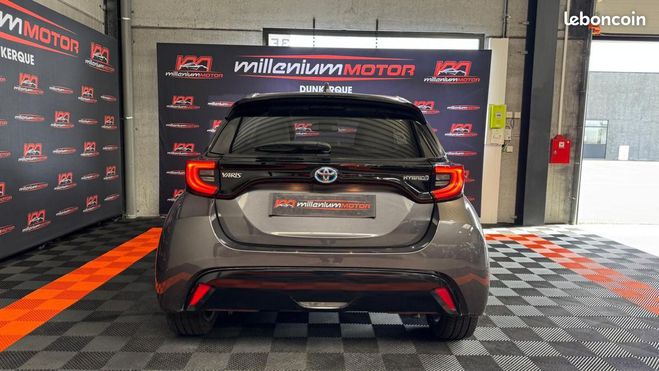 Toyota Yaris iconic hybrid 116 cv bv e-cvt garantie 6 Gris de 2020